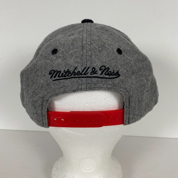 Toronto Raptors Mitchell & Ness Wool Blend Snapback Hat Cap Mens Gray Red NBA - Picture 3 of 7